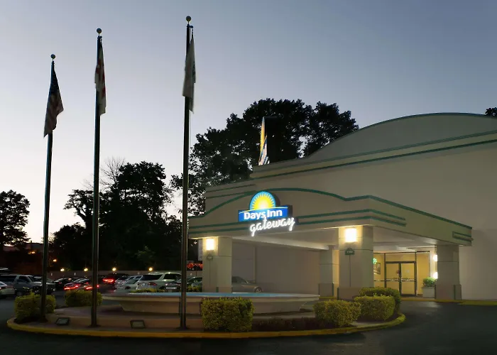 Days Inn By Wyndham Washington Dc/Gateway